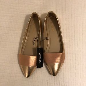 NWT Two-tone Rose Gold Flats